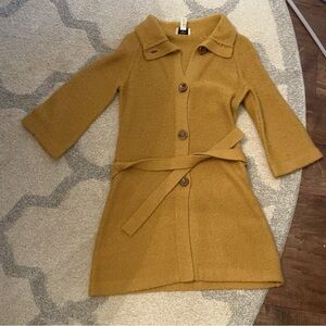 Sophisticated LOFT- PS- sweater with tie wrap